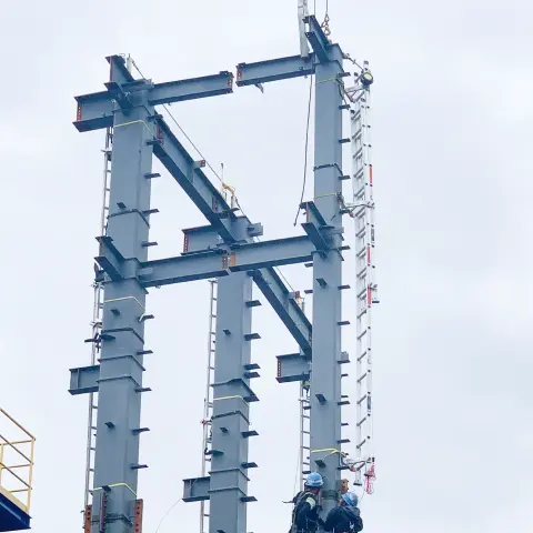  鉄骨工事