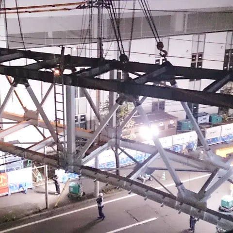  鉄骨工事
